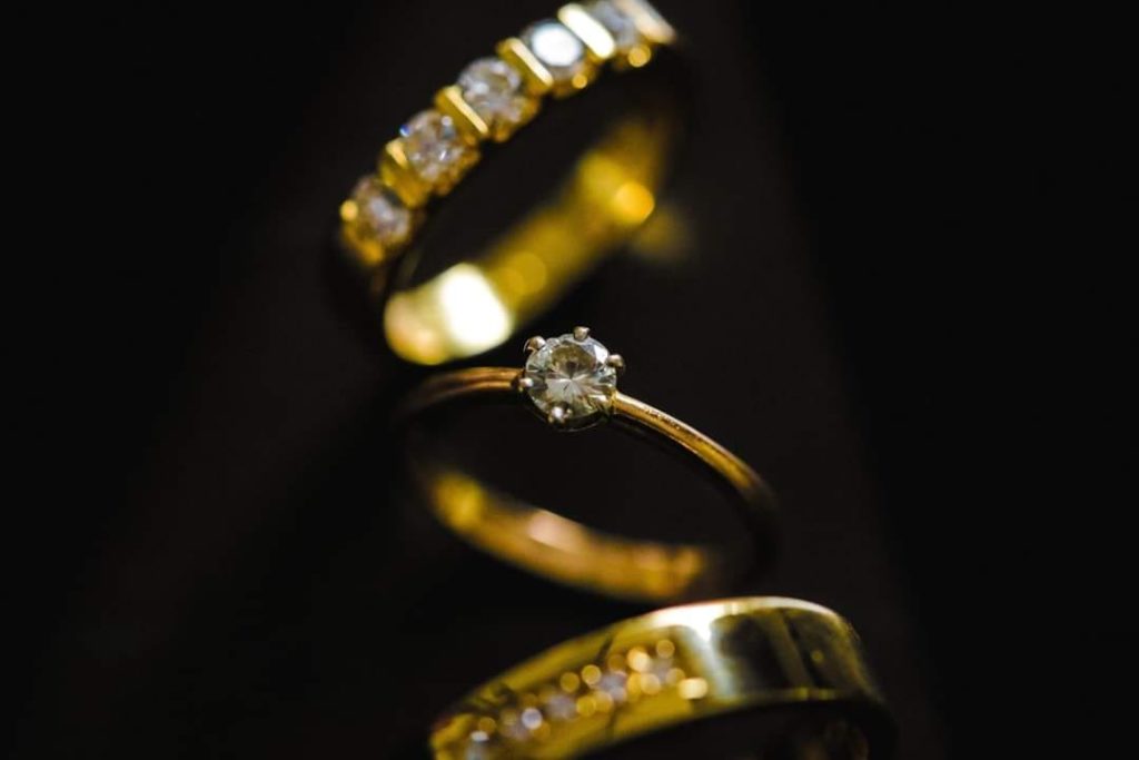 Gold Couple Rings For Engagement For The Perfect Match