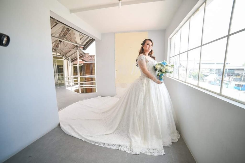 plus size bridal dress